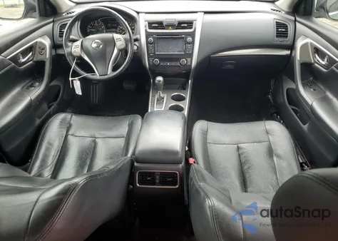 2015 Nissan Altima 2.5 z USA, uszkodzony, nr VIN 1N4AL3AP7FN347027